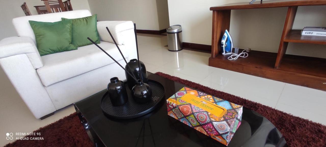 Asian Residencies @ Trillium, 7 *